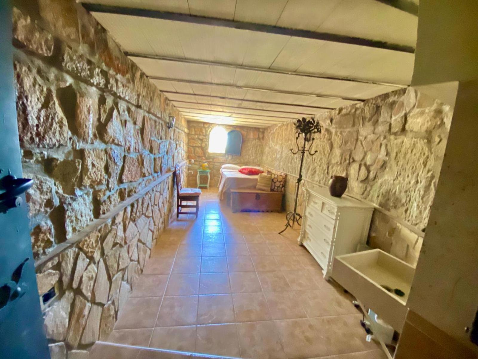 Magnifico Castillo Privado, Elevado En La Roca Chalet *
